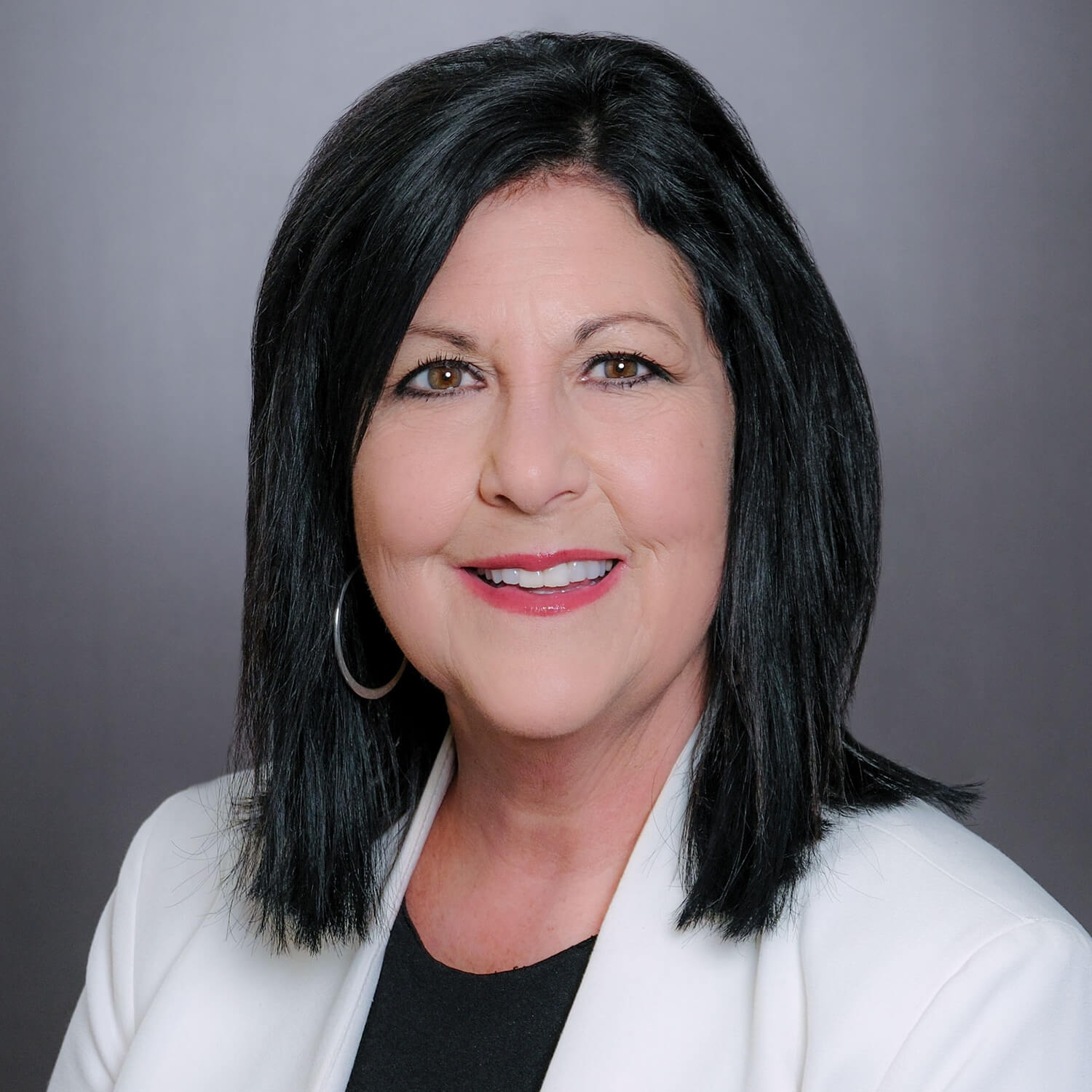 Shirley Ringhand
